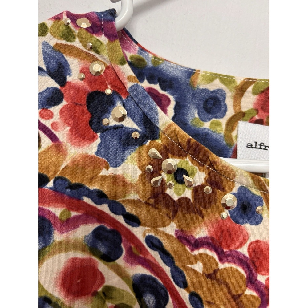 NWT Alfred Dunner Small Paisley Red Blue 3/4 Sleeve Blouse 40x25 Beaded Neck - Picture 2 of 10